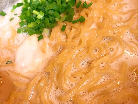 袋麺でカルシウムを！味噌ミルクチーズラーメン♪